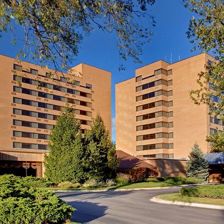 Отель Hilton Chicago/Нортбрук Экстерьер фото