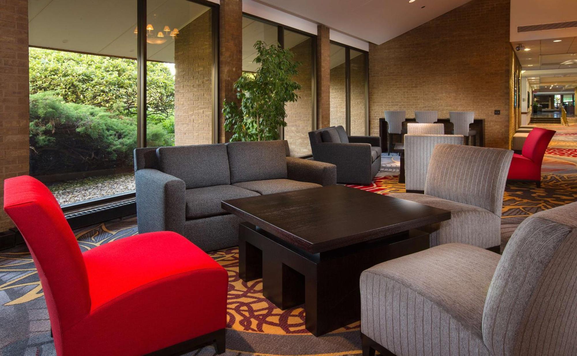 Отель Hilton Chicago/Нортбрук Экстерьер фото